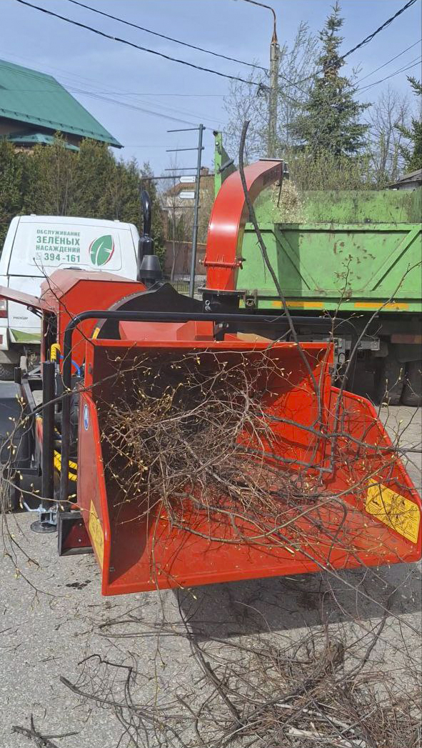 Измельчитель веток в аренду с оператором (выезд)